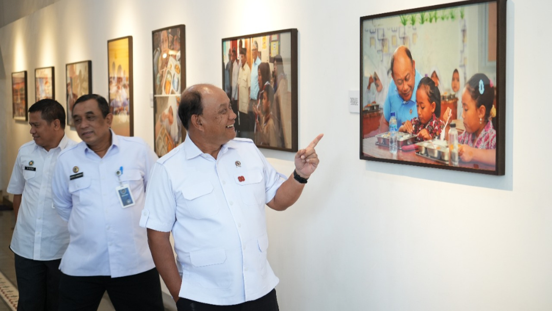 Kepala Badan Gizi Nasional Asahan Apresiasi Pameran Fotografi Satu Tahun BGN Asahan